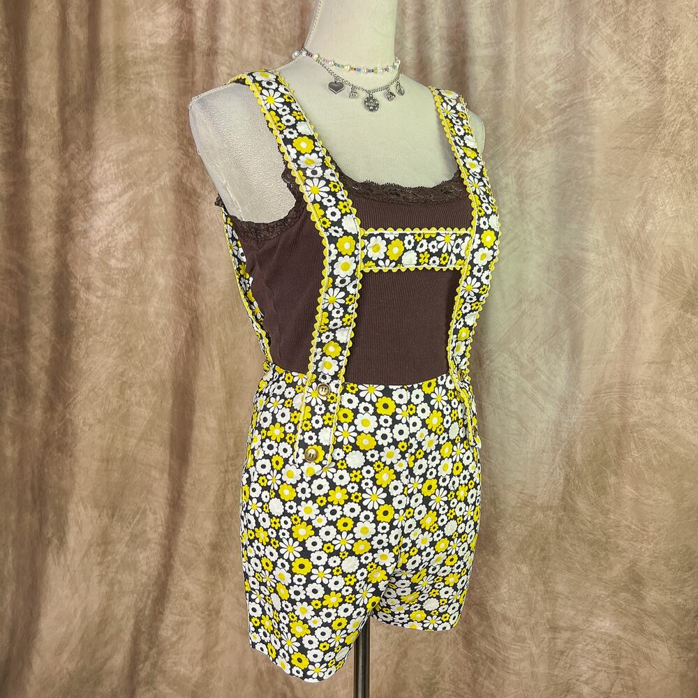 Vintage Lederhosen Overall Shorts 60s Floral Pop Art Folk Mod Summer Oktoberfest